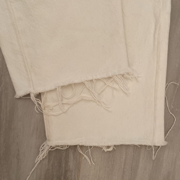 Levi’s Premium, White Wedgie Tapered (2018), Capital E, 29x28, NWT, $98 MSRP - Picture 15 of 15